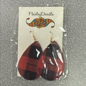 Buffalo plaid Red and Black Plaid Earrings NWT.
